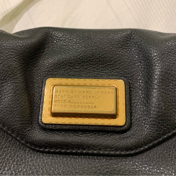 ✨ MARC JACOBS CROSSBODY PURSE ✨ - Picture 3 of 6